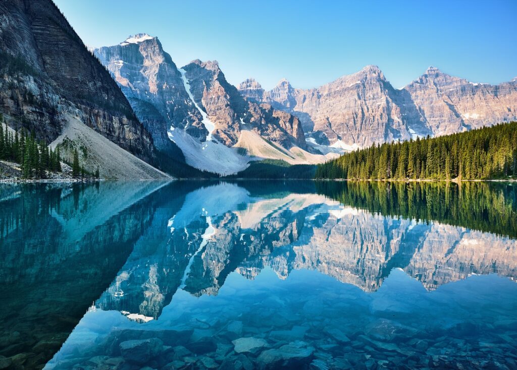 The Best Times to Visit Canada, According to a Local !